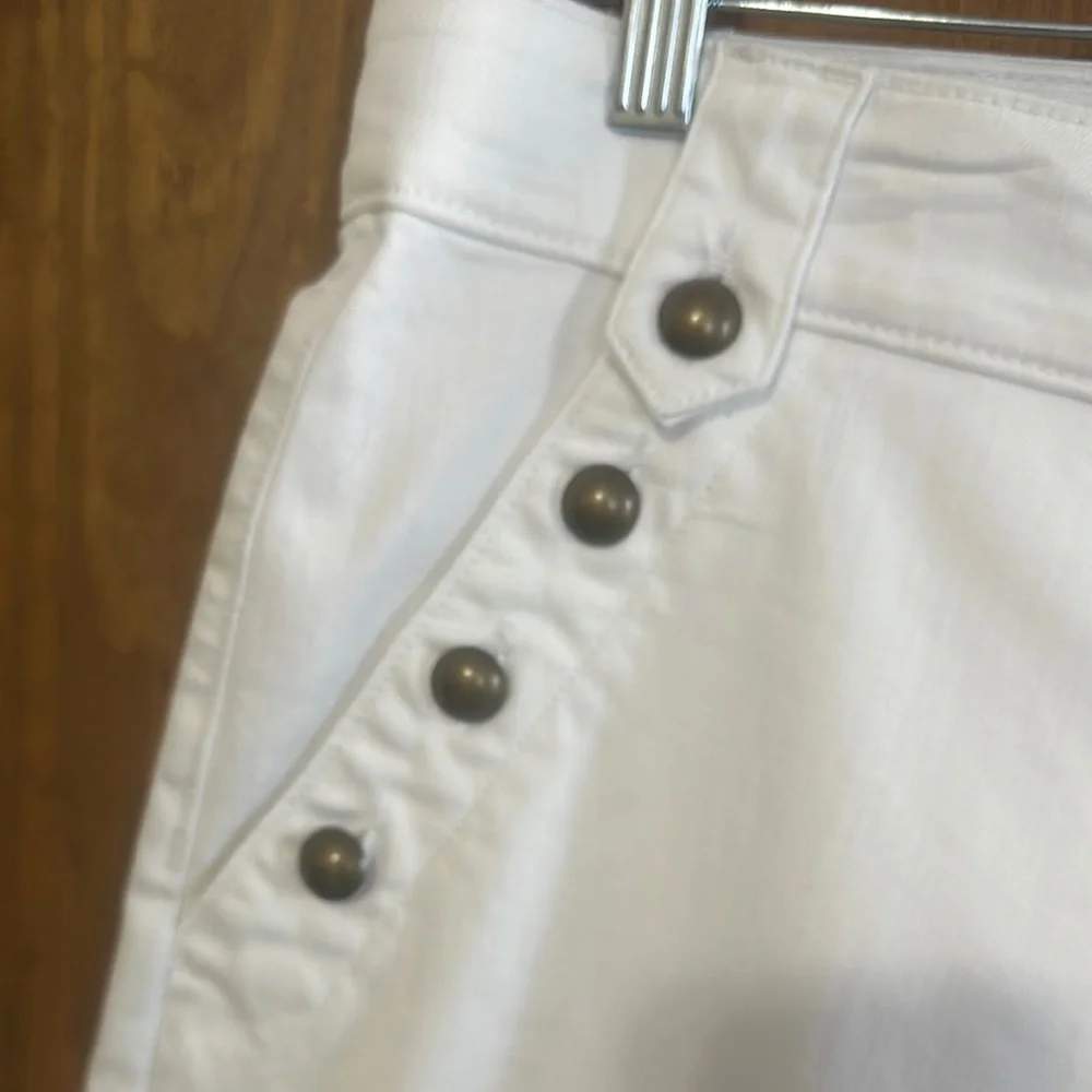 St. John's Bay Women's White Flare & Wide Leg Jeans - Picture 5 of 8